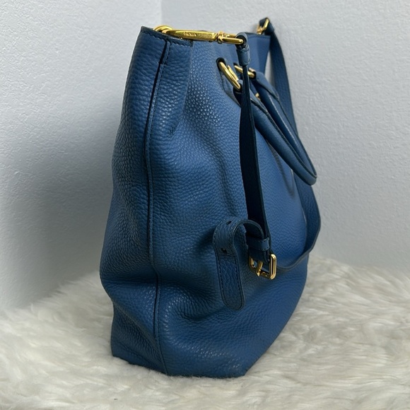 💯 Authentic Prada Two-Way Leather Tote Bag🍀 - Picture 15 of 17
